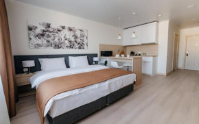 Yes Botanical Apartments